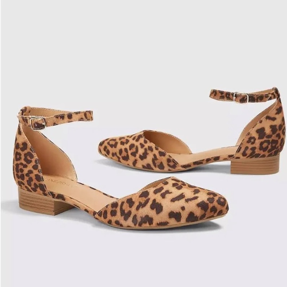 Lane Bryant Cheetah Print ankle strap point toe dress shoes size 7